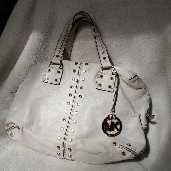Michael Kors Handbags - Michael Kors handbag